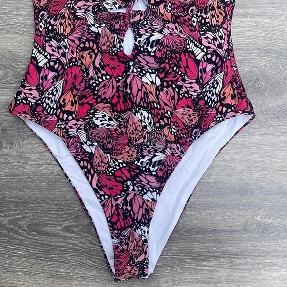 L*Space Printed Topanga One Piece Swimsuit, wings n things - Picture 6 of 12